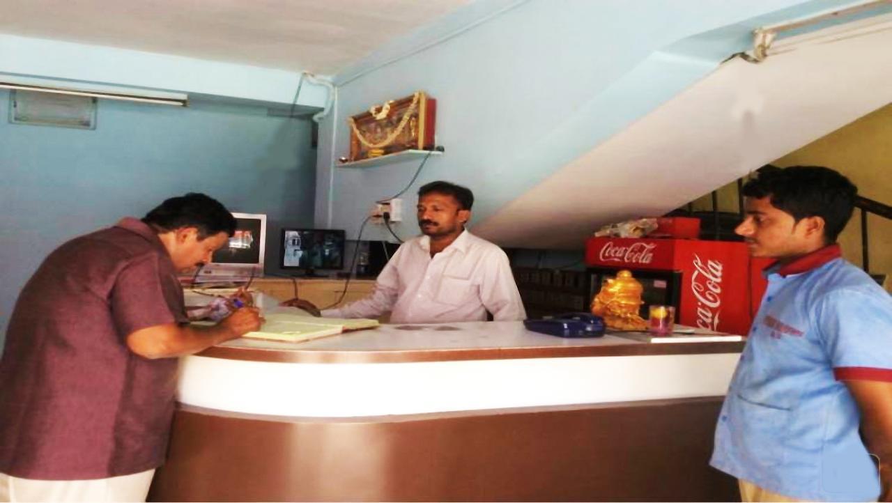 Hotel Upendra Residency Kadapa Exteriör bild
